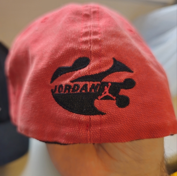Jordan retro hats - Picture 2 of 3